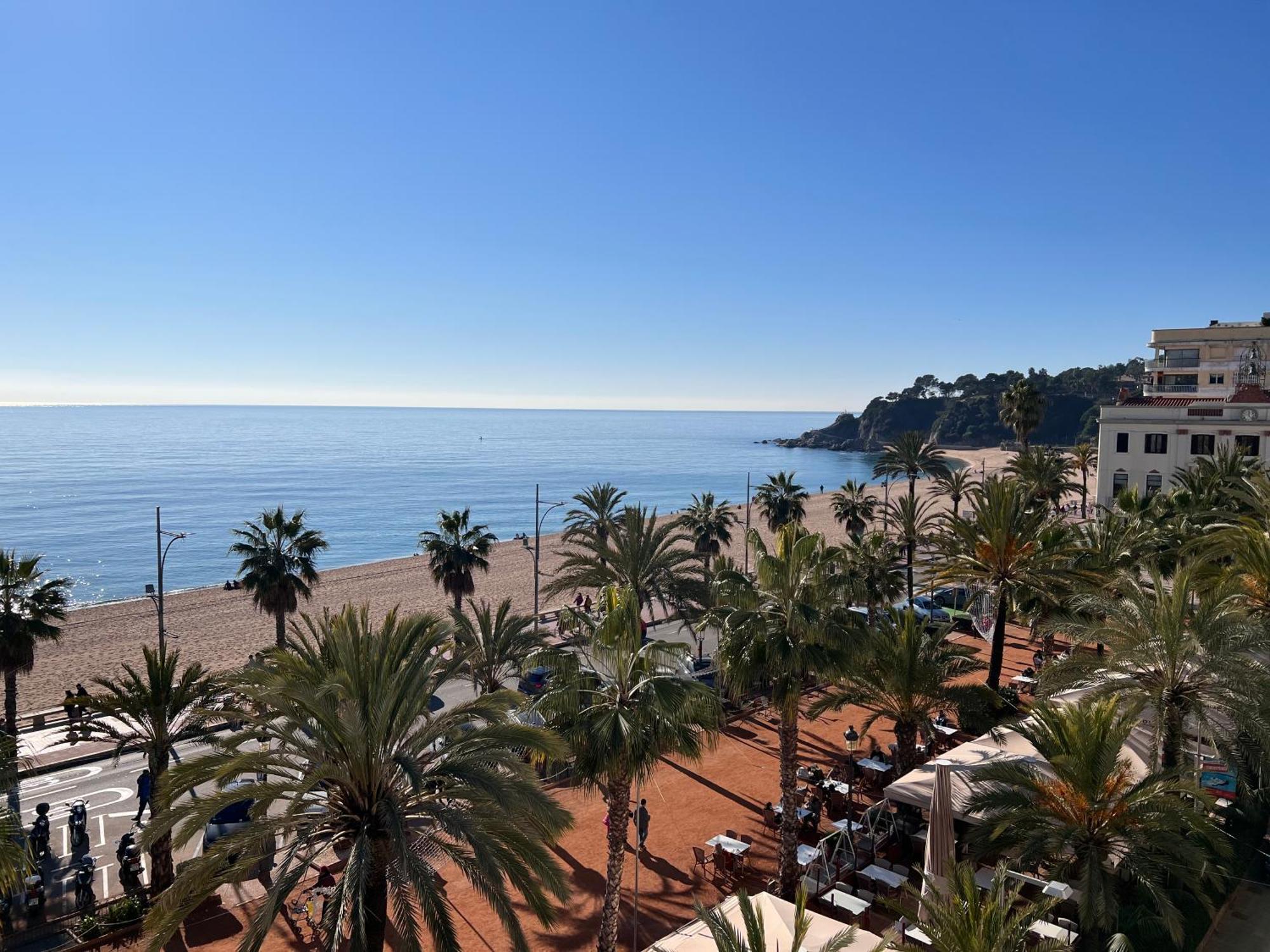 Mediterranean Apartment In Lloret De Mar Next To The Sea Екстер'єр фото