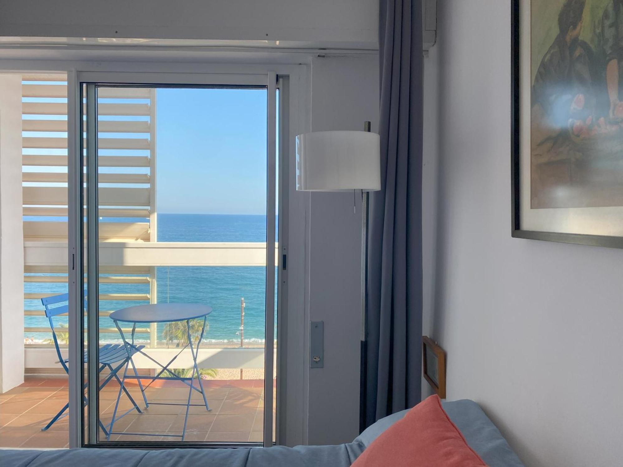Mediterranean Apartment In Lloret De Mar Next To The Sea Екстер'єр фото